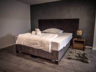 Hotel Nový Kaštieľ - DELUXE APARTMÁNOVÝ BYT - dve spálne s manželskou posteľou alebo posteľou s oddelenými lôžkami