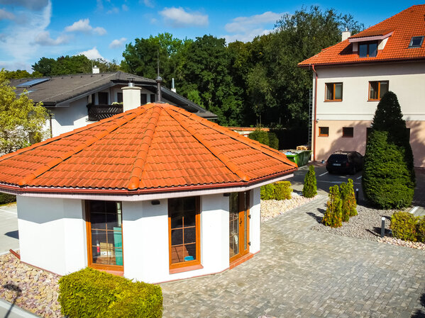 Hotel Nový Kaštieľ sa nachádza v blízkosti chráneného areálu - Tovarnícky park